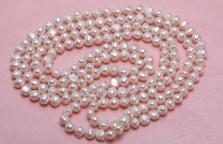 Perlový náhrdelník 